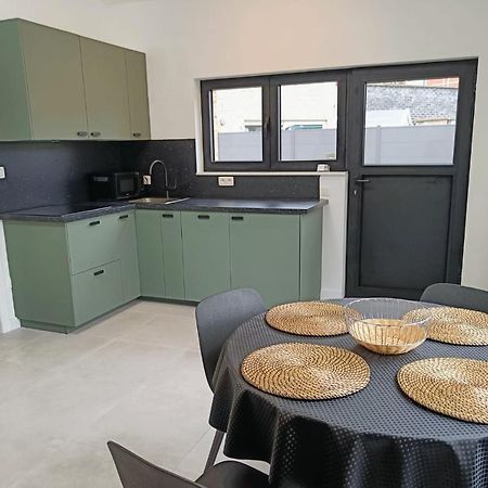 Casa Roman Zonhoven ภายนอก รูปภาพ