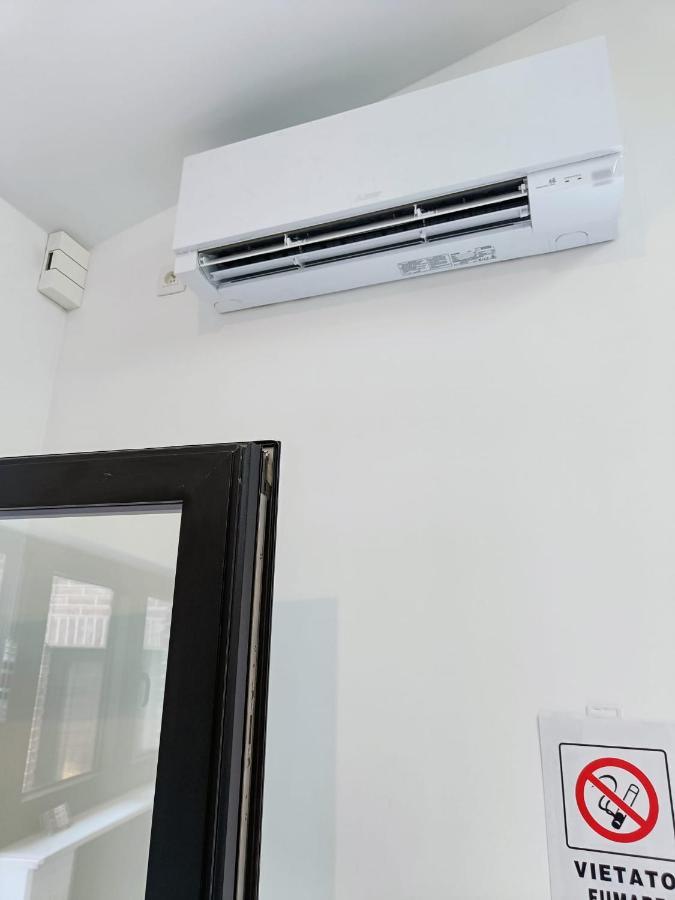 Casa Roman Zonhoven ภายนอก รูปภาพ