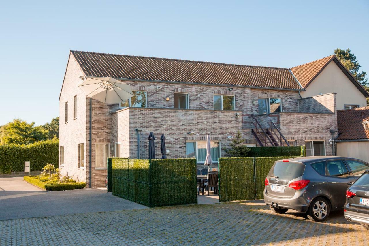 Casa Roman Zonhoven ภายนอก รูปภาพ